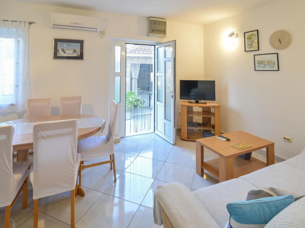 Apartment Ana - Brc100 By Interhome ซูเปตาร์ ภายนอก รูปภาพ